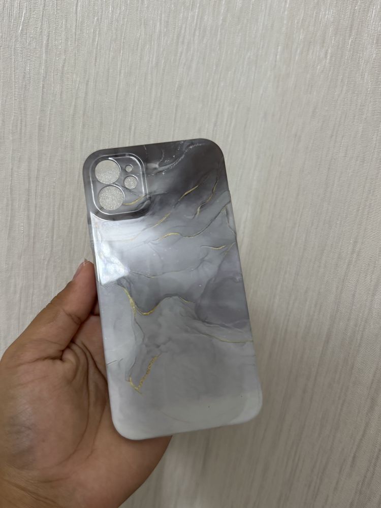 iPhone 11 разные цвет