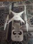 Рабочий дрон DJI Phantom 4