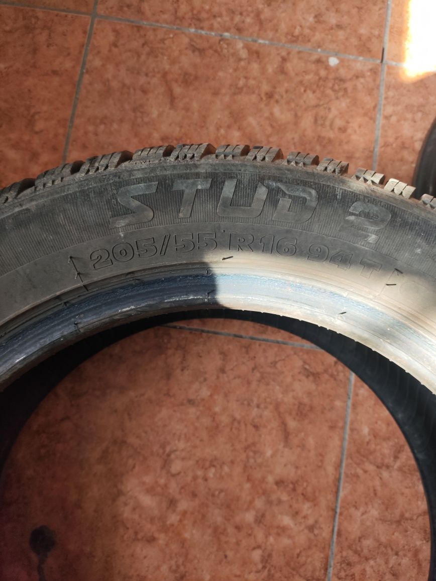 Диск R16, разболтовка 5/100,вместе с зимней покрышкой на Toyota