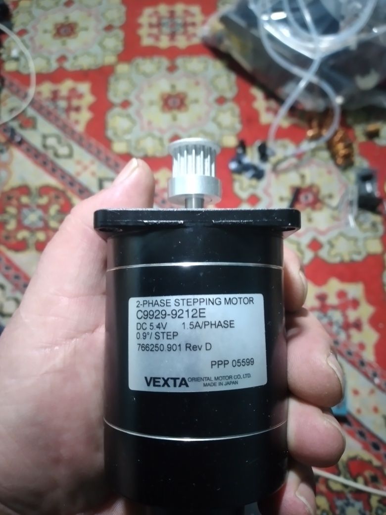 Продам сервоприводы