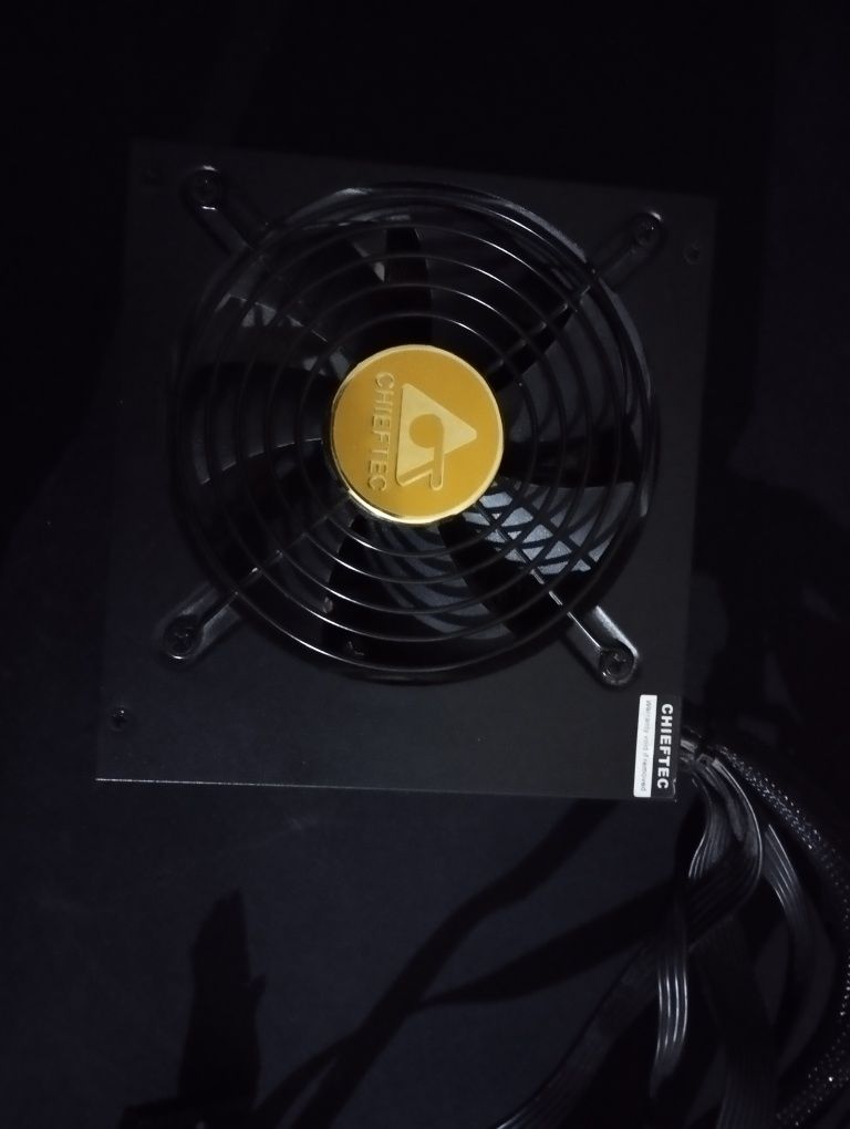 Блок питания ATX 600 W Chieftec Proton BDF-600S