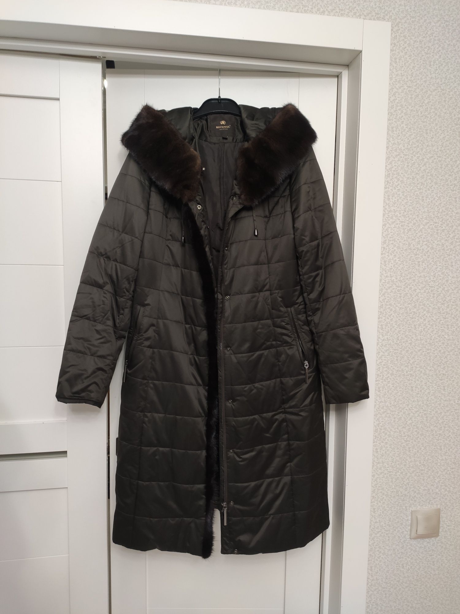 Продам зимнее пальто