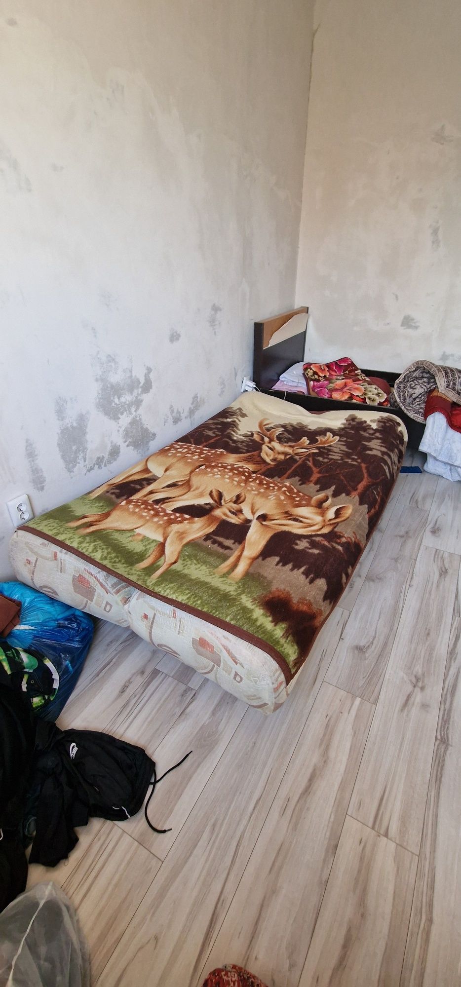Бесплатно отдам кровати