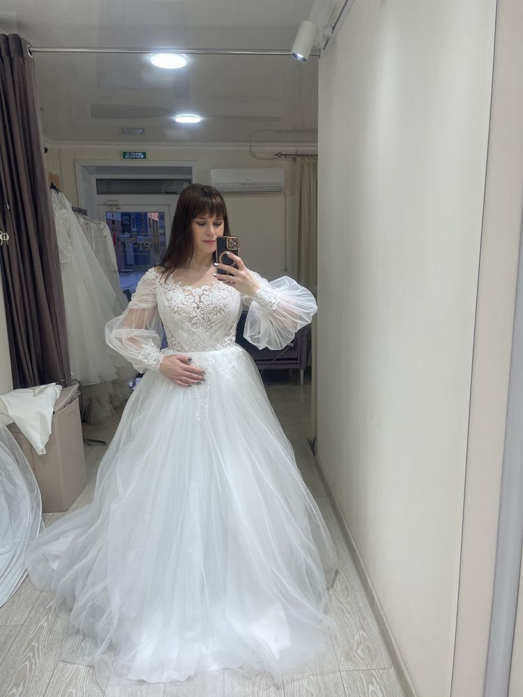 Свадебное платье
