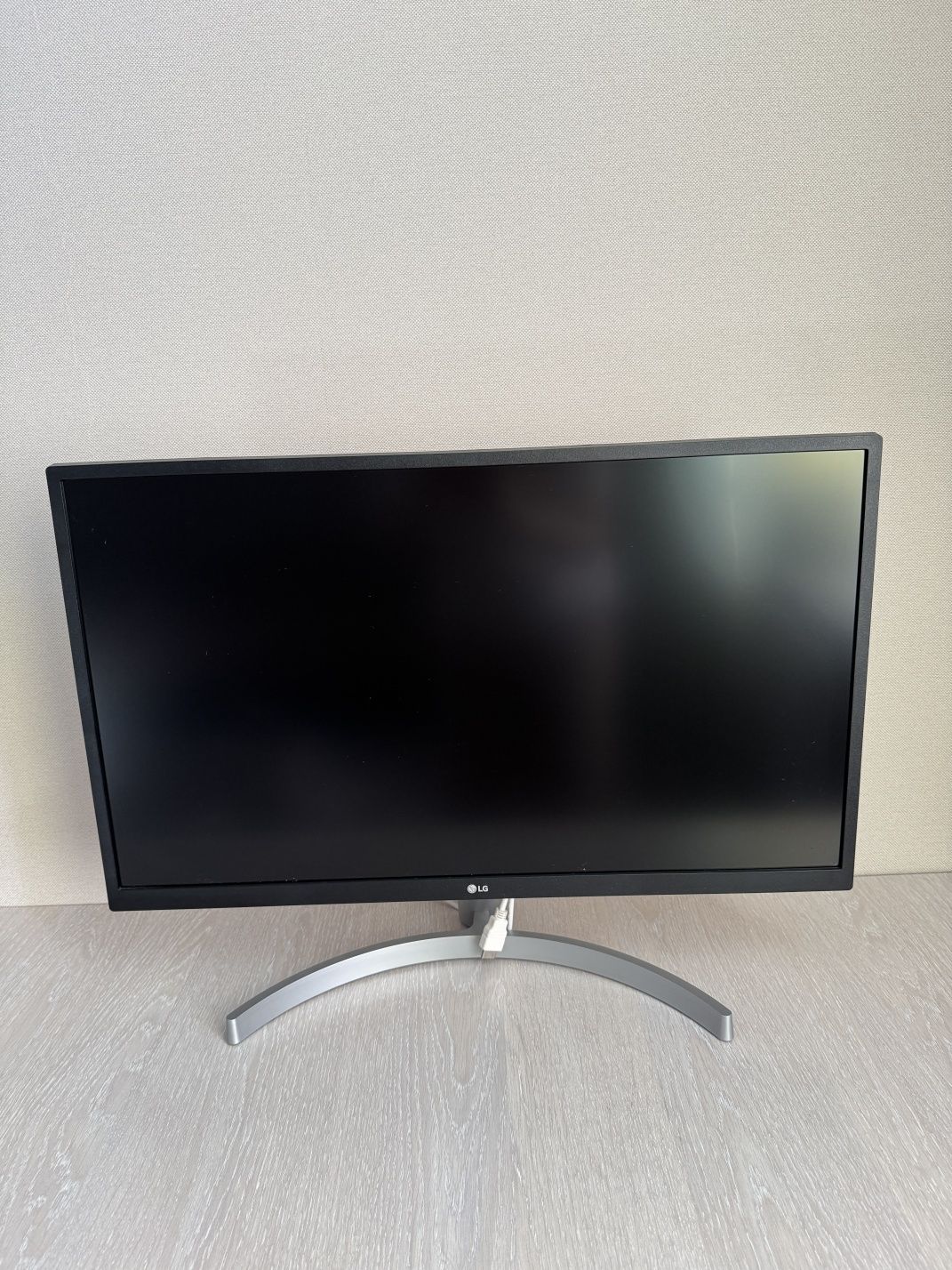 Монитор LG 27 дюйм