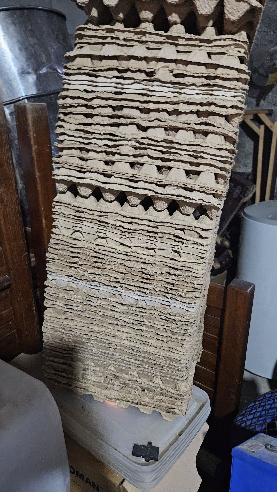 Яичные каретки  140шт
