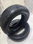 Шины 2 шт 215/65 R 16.