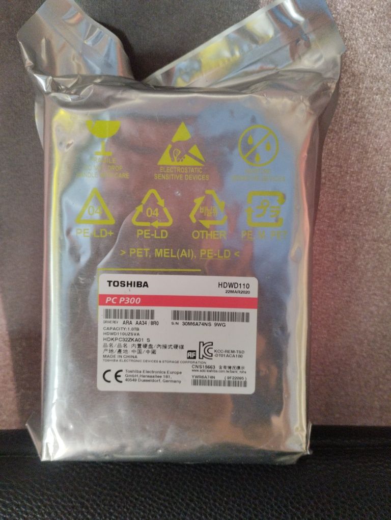 SSD 240GB, 500GB. HDD 1TB 2,5', HDD 2TB 3,5'