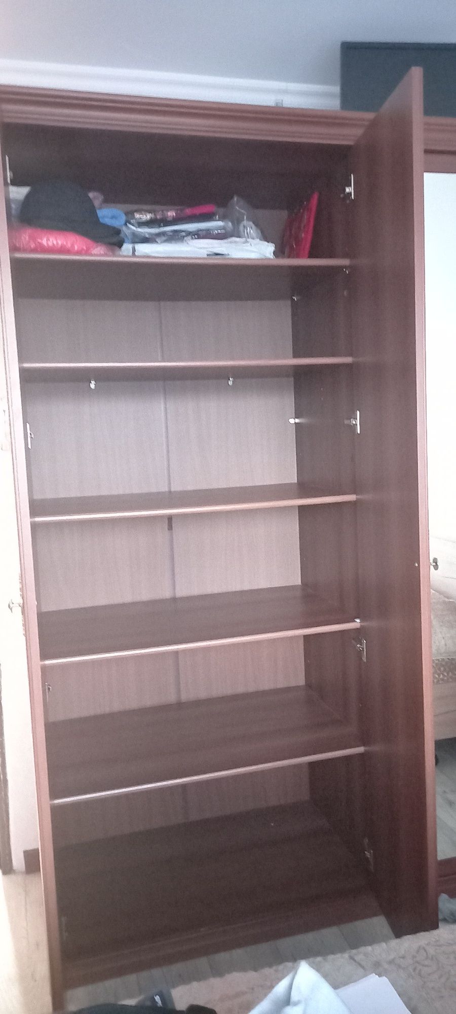 Шкаф в отличном состоянии