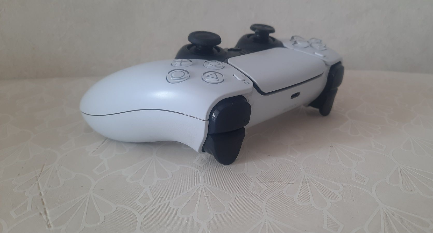 Джойстик для PlayStation 5