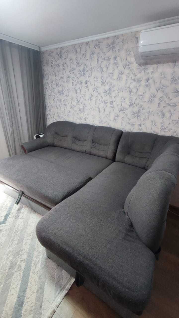 Угловой диван с креслом