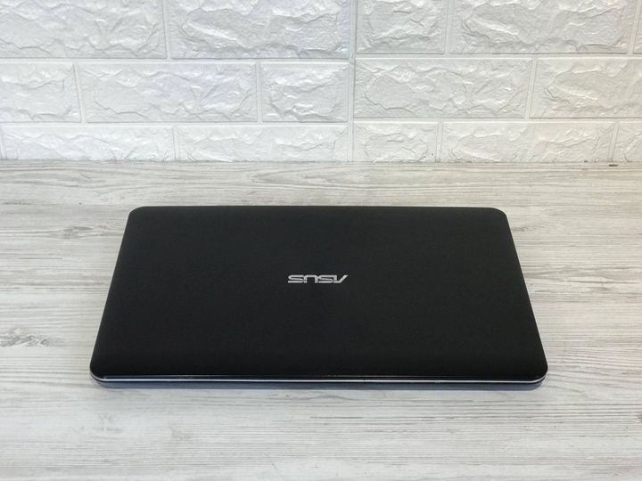 Ноутбук Asus X555L Core i5/Ram 8Gb/GPU 2Gb/SSd 256Gb/Dvd RW/Win10