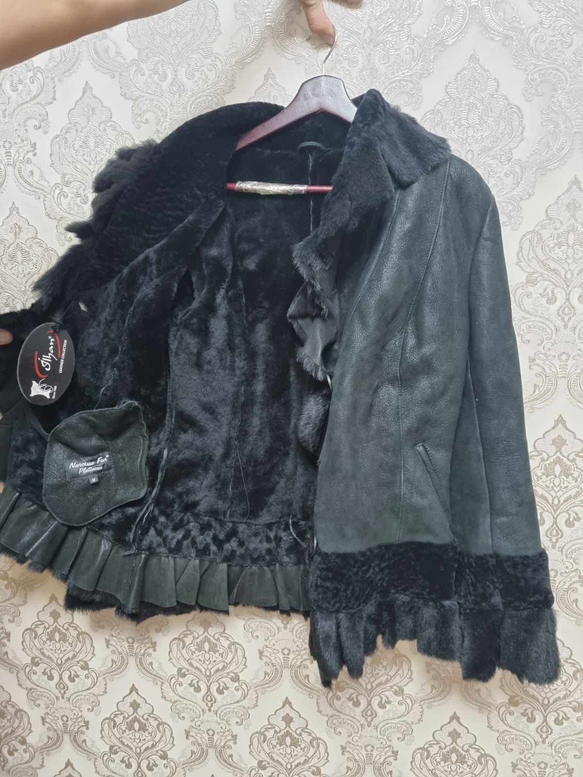 Продам новую дубленку натуральную