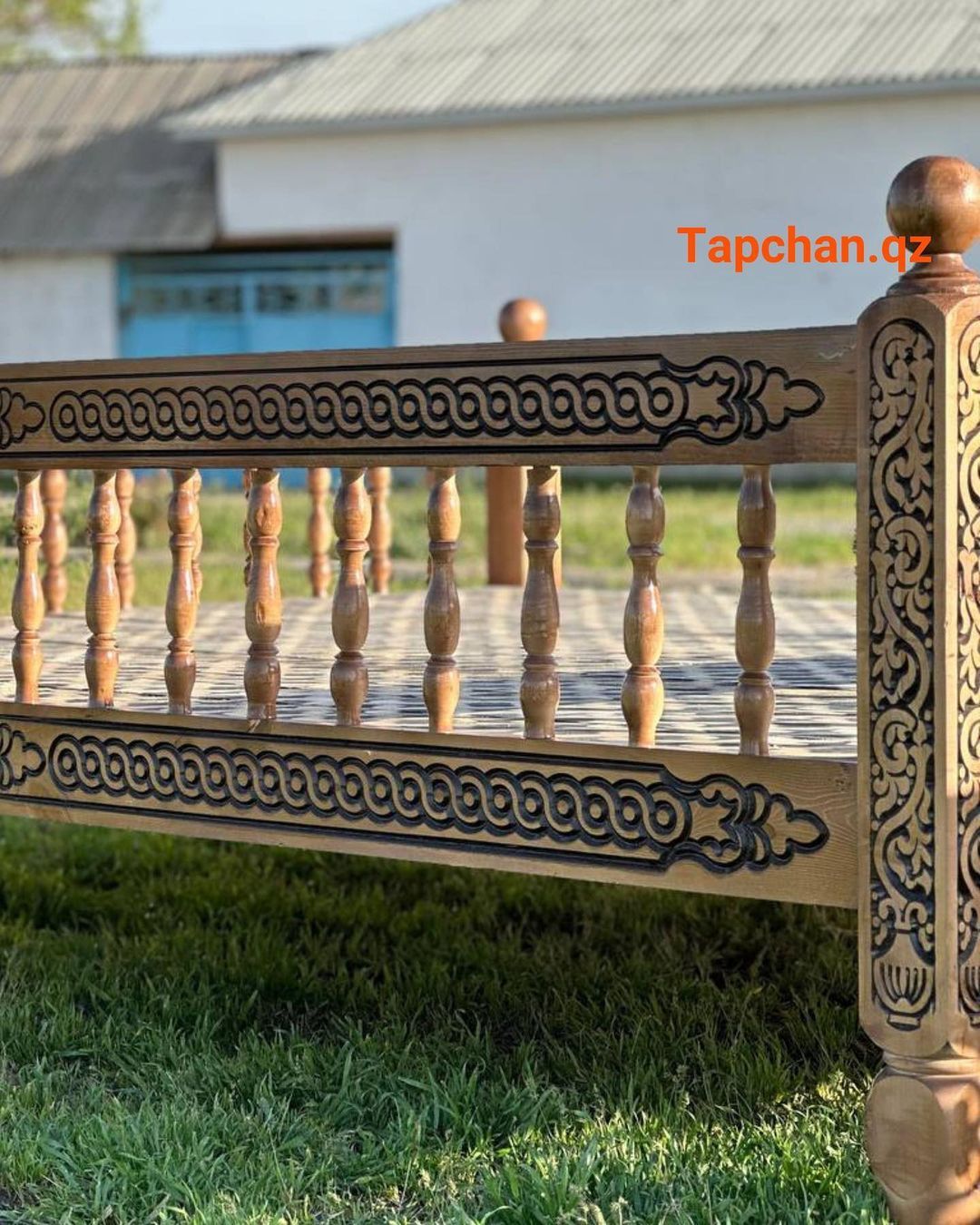 Ресторанные тапшаны класса люкс из массива сосны тапчан 87В