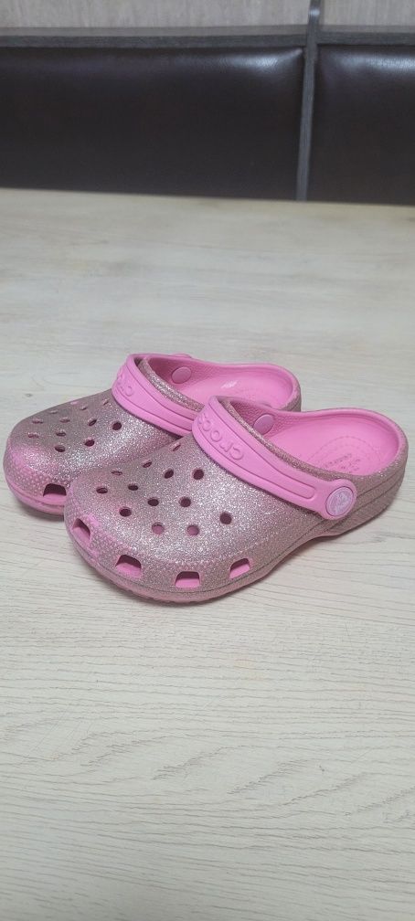 Продам Crocs оригинал