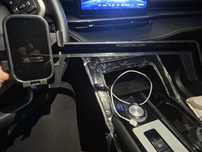 Продам для Haval m6 телефон держатель