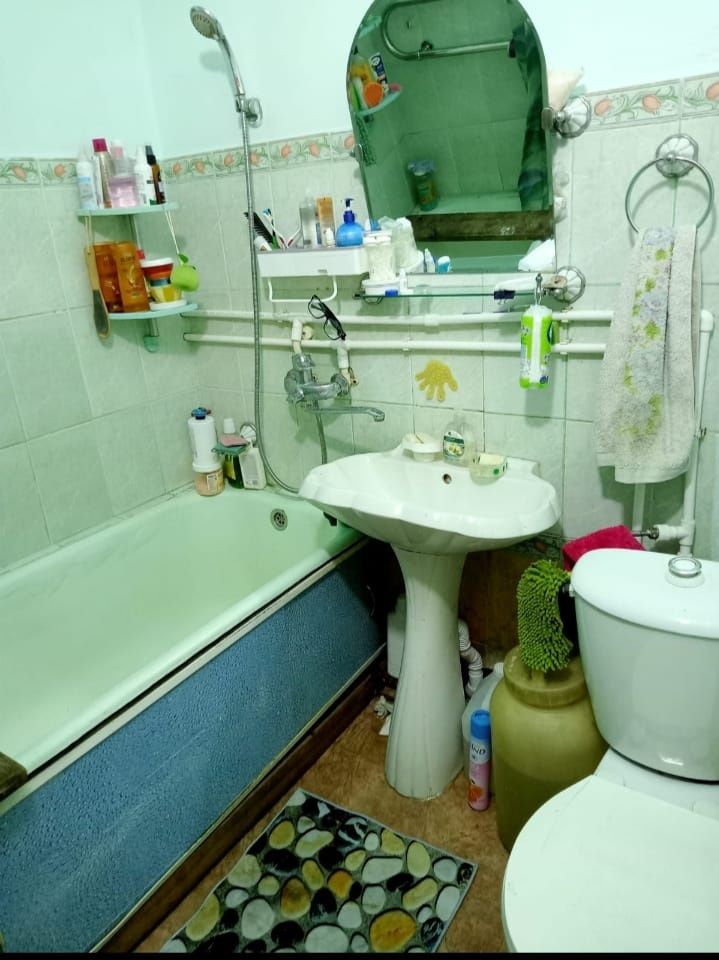 Срочно! Продам 2 комн квартиру в районе Северного
