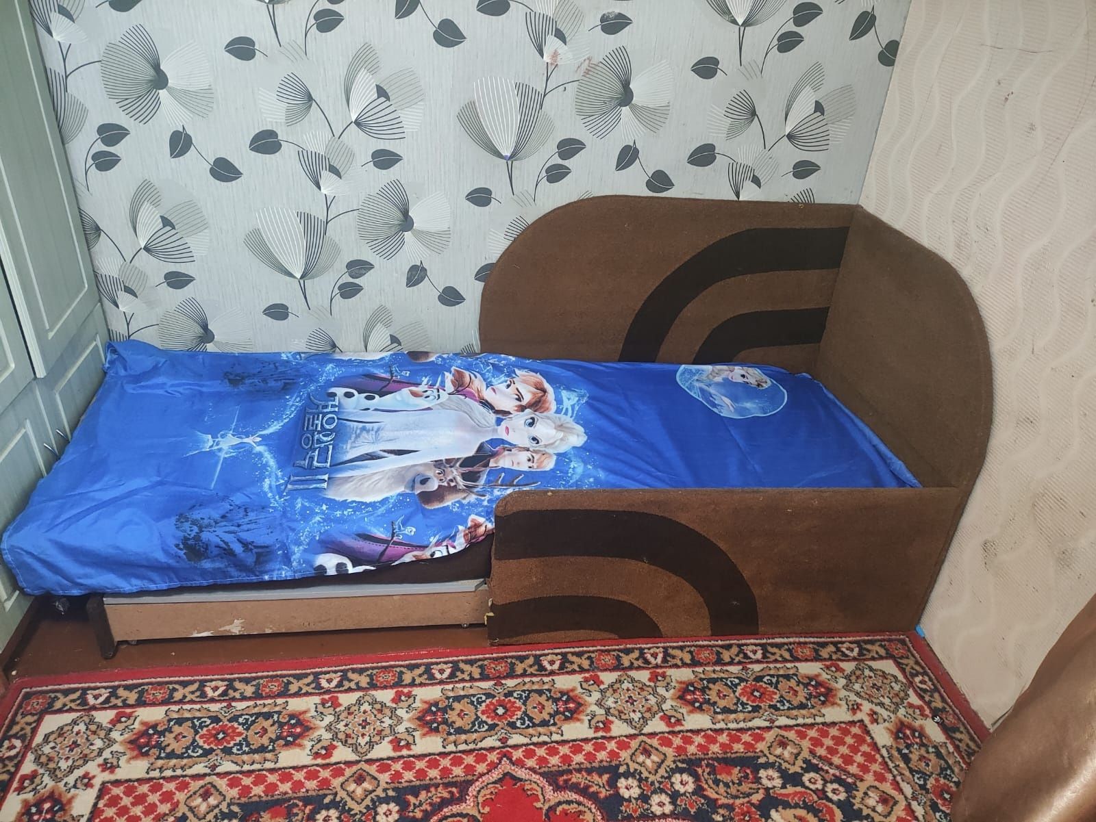 Продам кровать диван