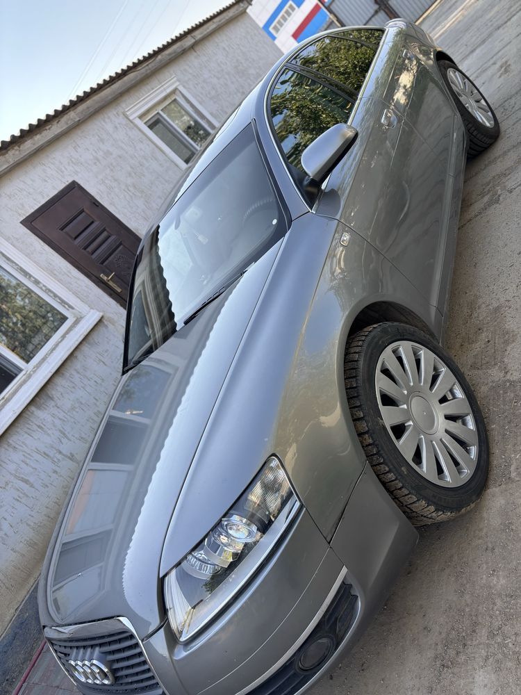 Продается  Ауди А6 С6 . Год 2006 обьем 3.2 автомат