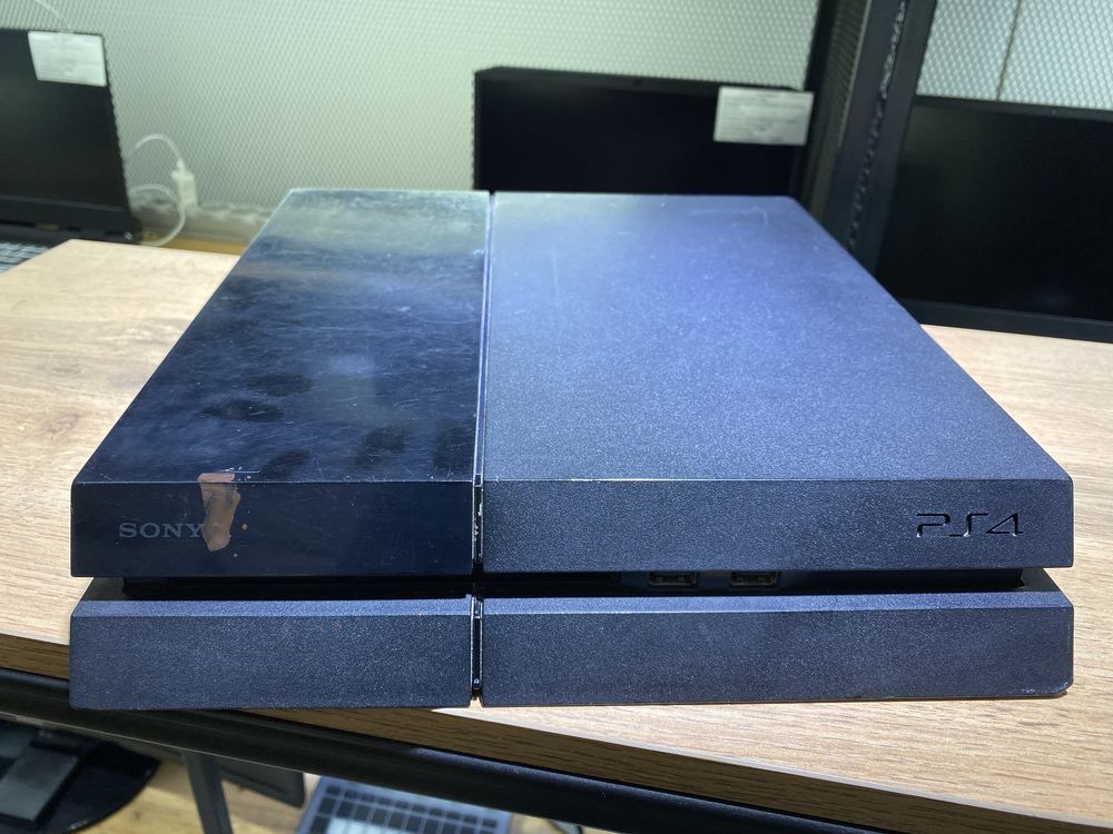 Sony PlayStation 4 Fat, 500GB, дисковод не работает, есть игры,10504/А