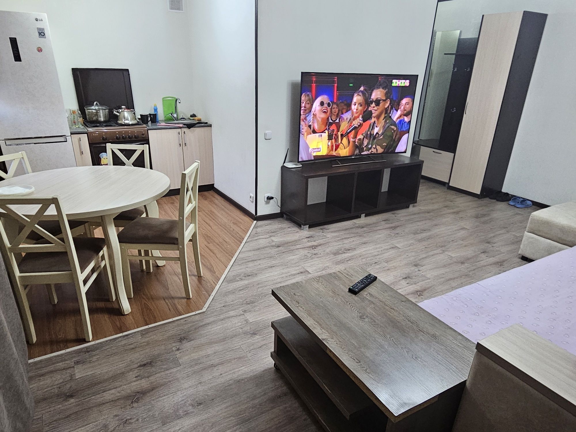 2-комнатная,jacuzzi,TV 165см,королевская кровать