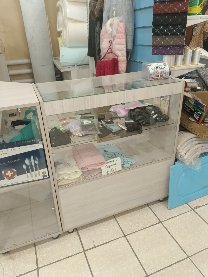 Витрины .Продаю витрины б/у