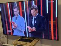 Samsung телевизор Crystal DU8500 65x163 см