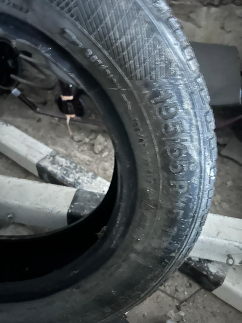Шины 4 шт 15го размера