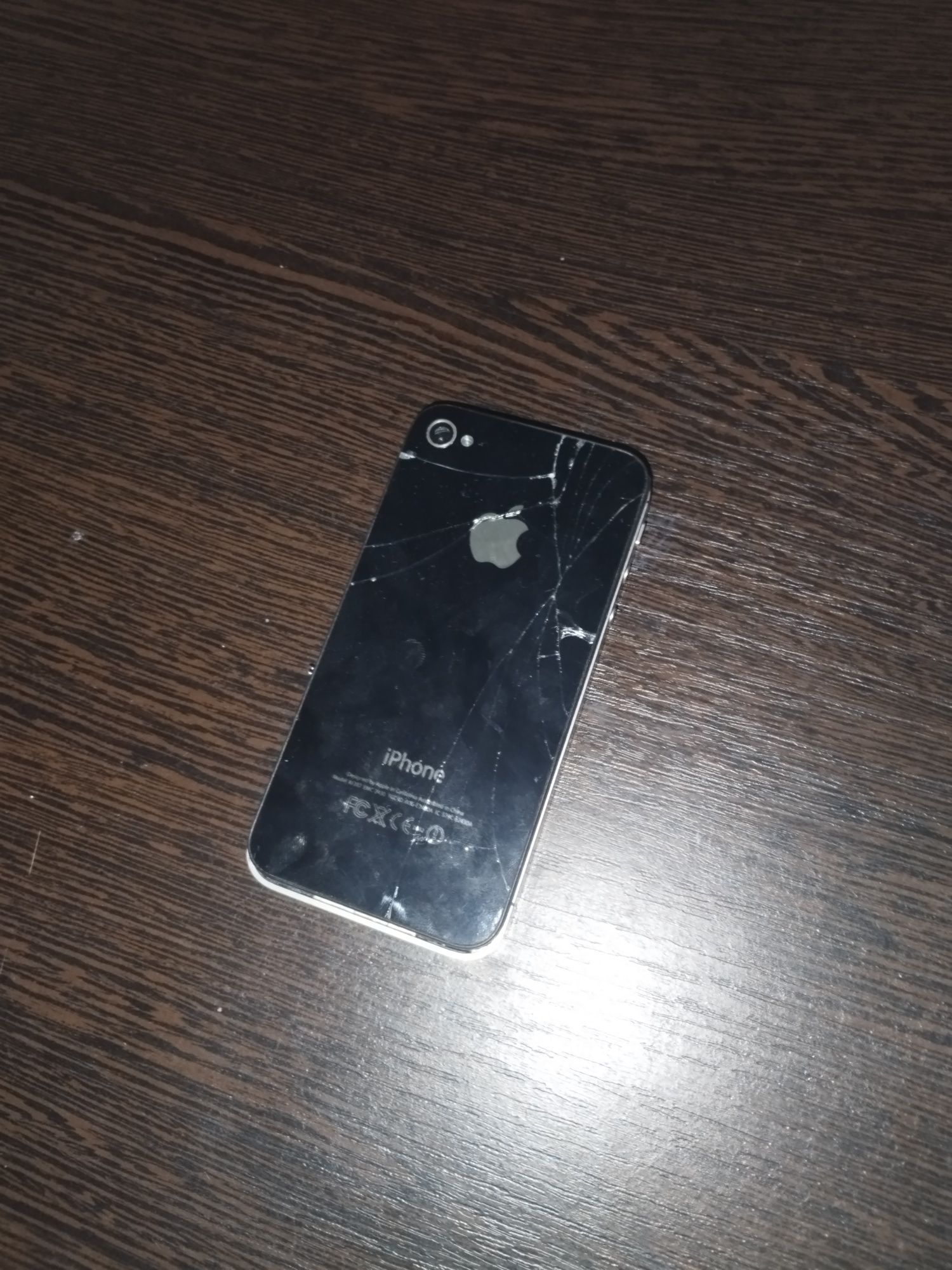 Телефон iPhone 5 на запчасти