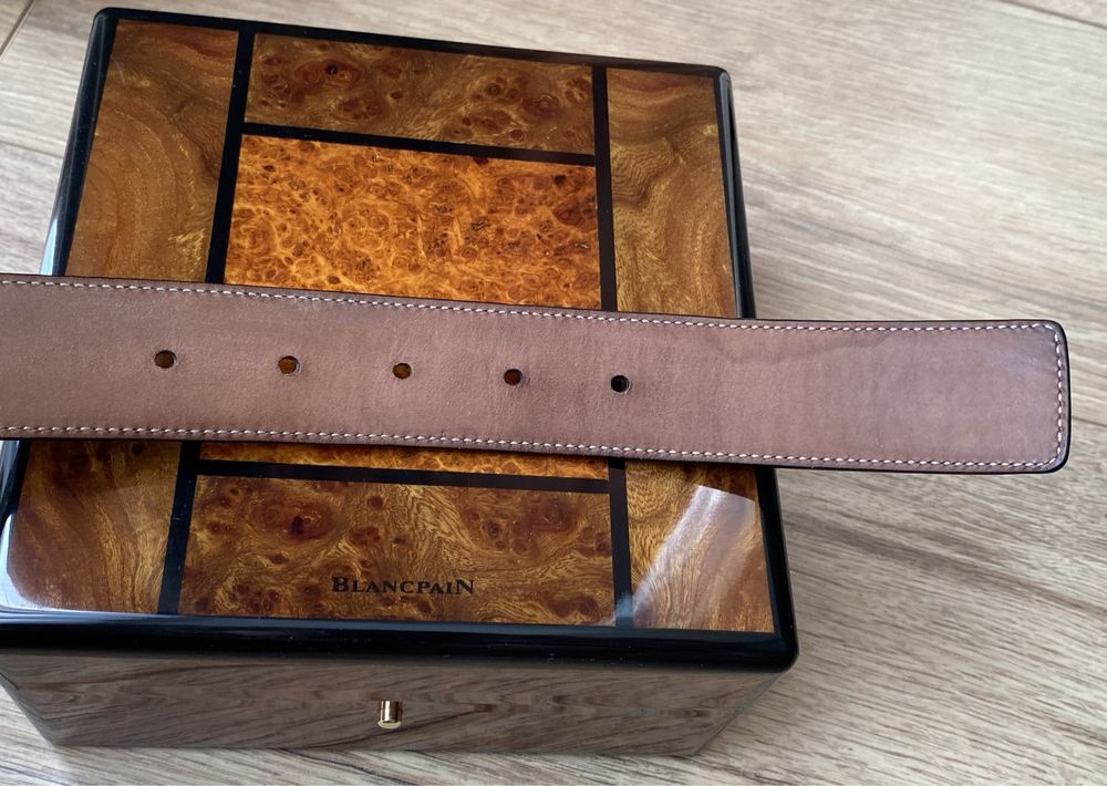 Оригинал ремень Gucci Signature 403941 CWC0N с прямоугольной пряжкой