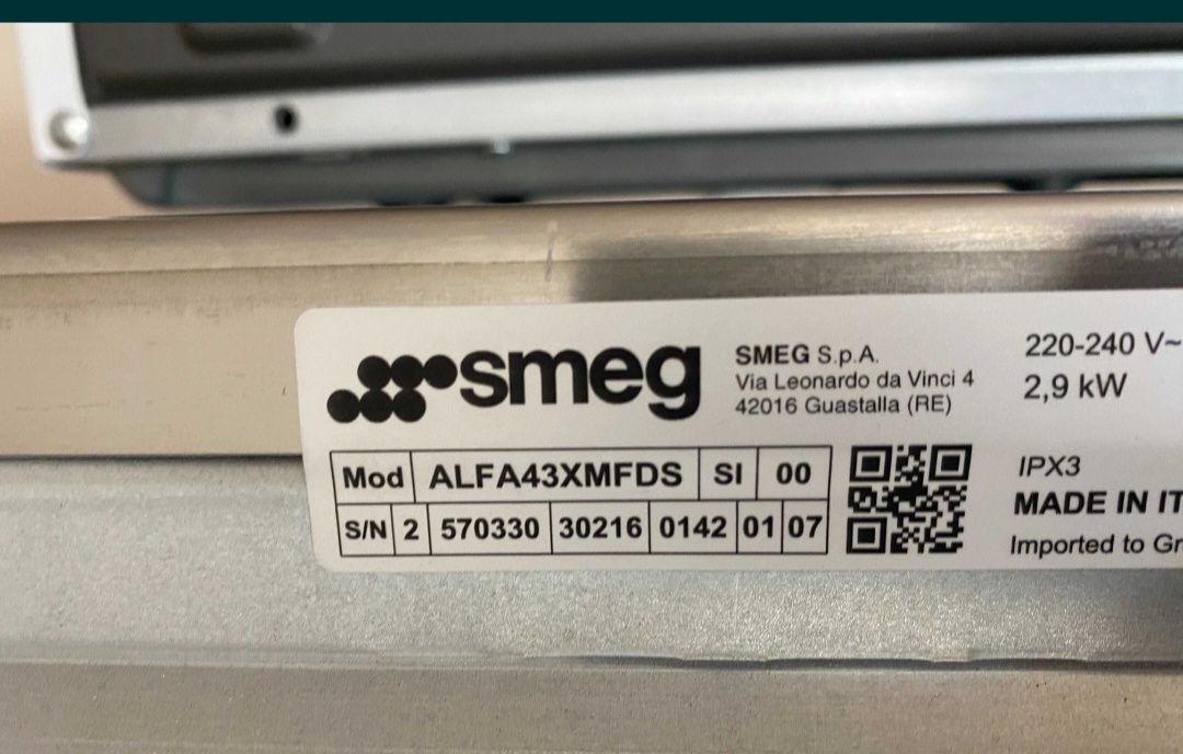Продам конвекционную печь Smeg ALFA43XMFDS.