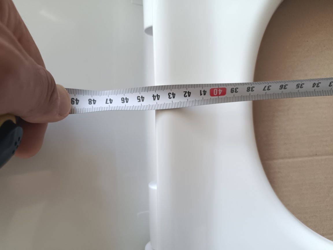 Продам сиденье для унитаза  cersanit