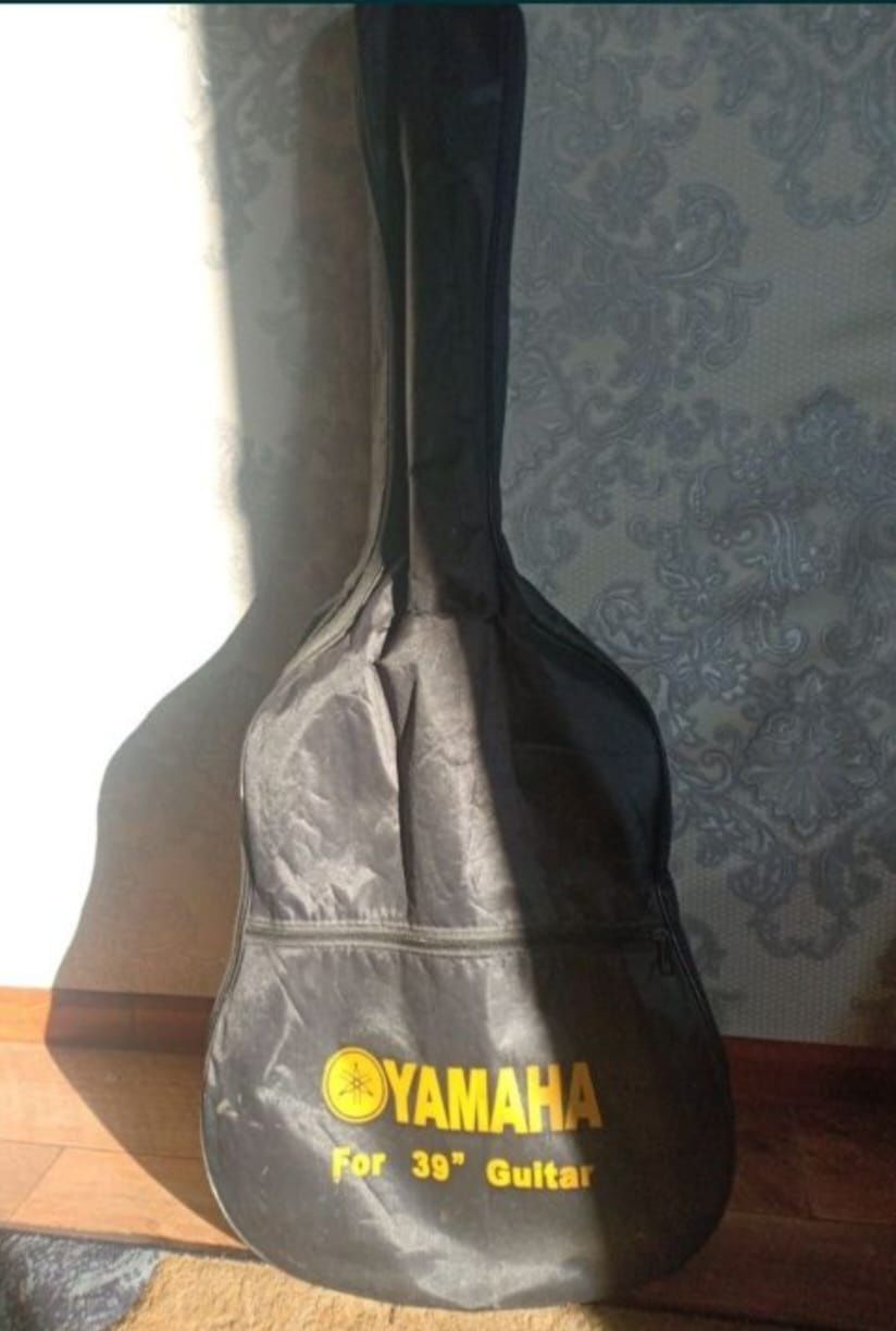 Продам гитару в отличном состоянии