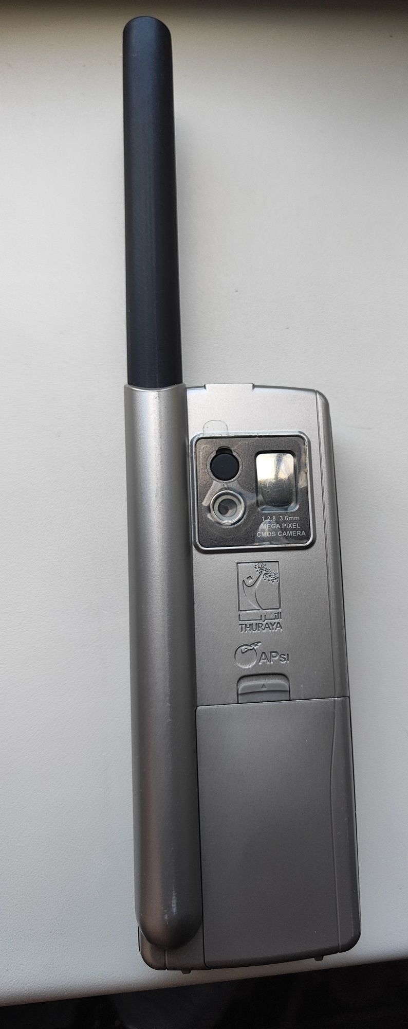 Thuraya SO-2610 спутниковый телефон