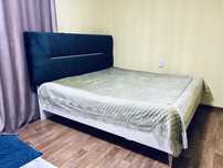 Кровать в хорошем состояний