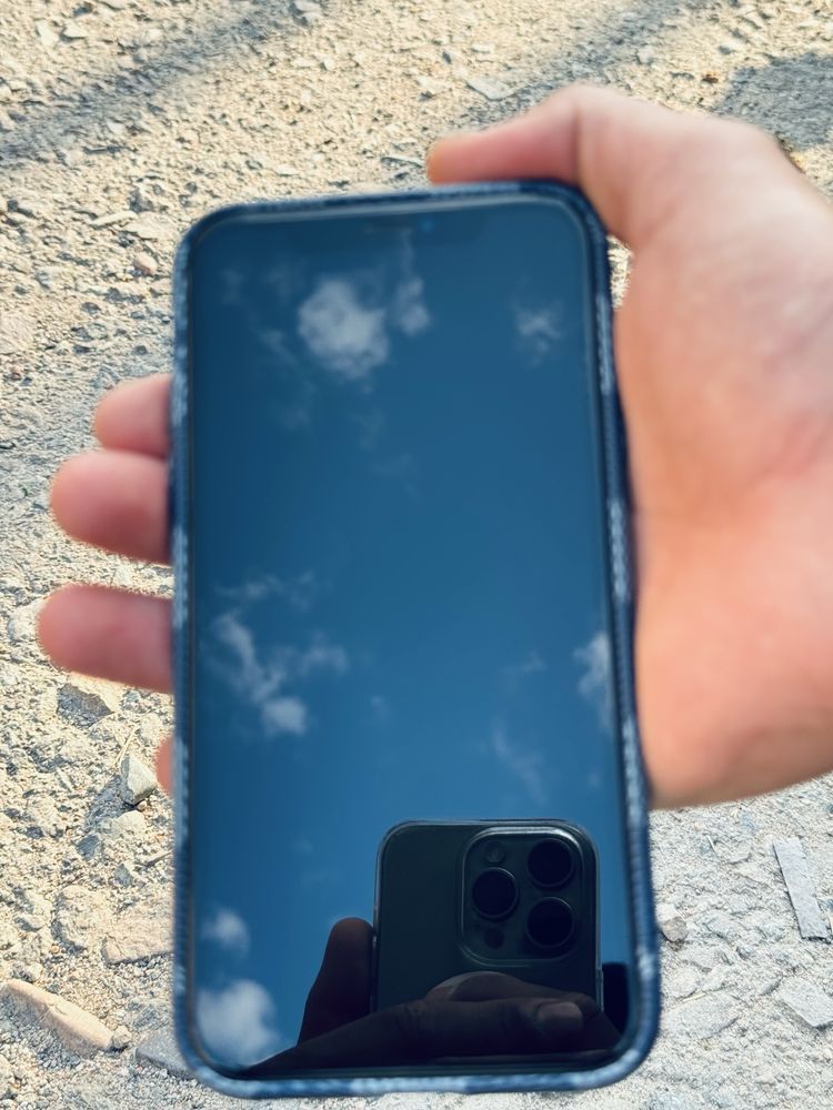 Iphone 11 сатылады