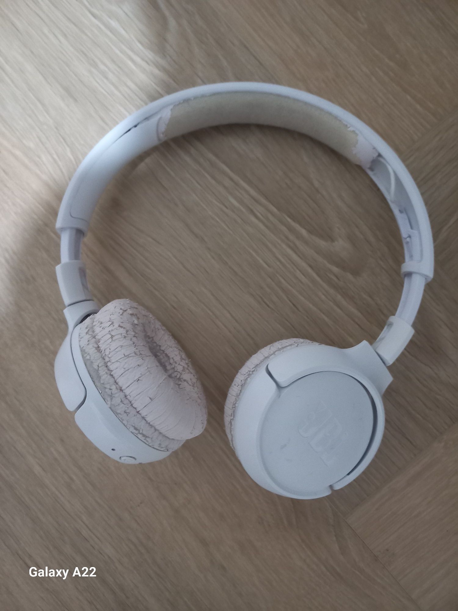 Наушники JBL TUNE 520BT