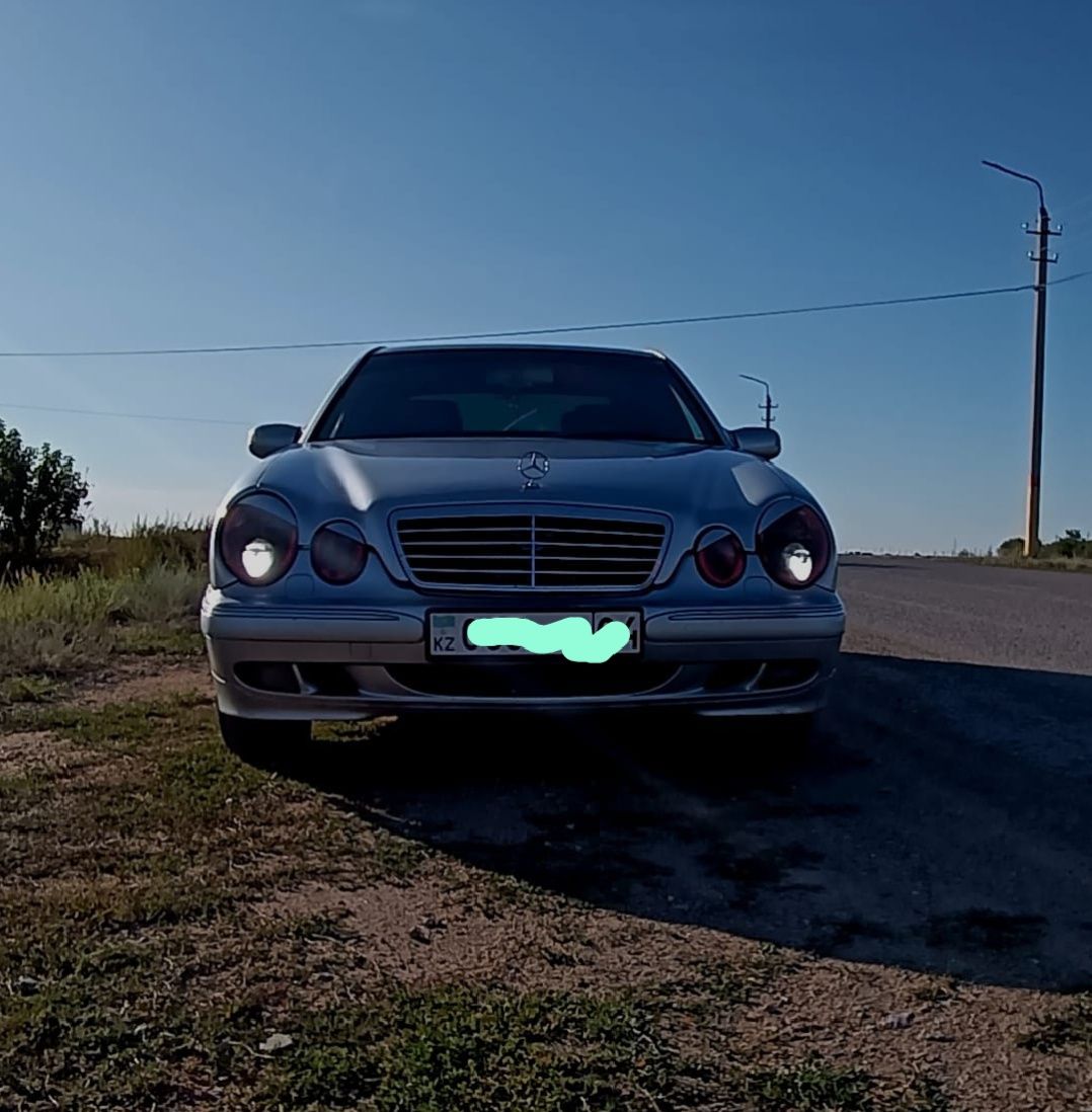 Продам Мерседес W210