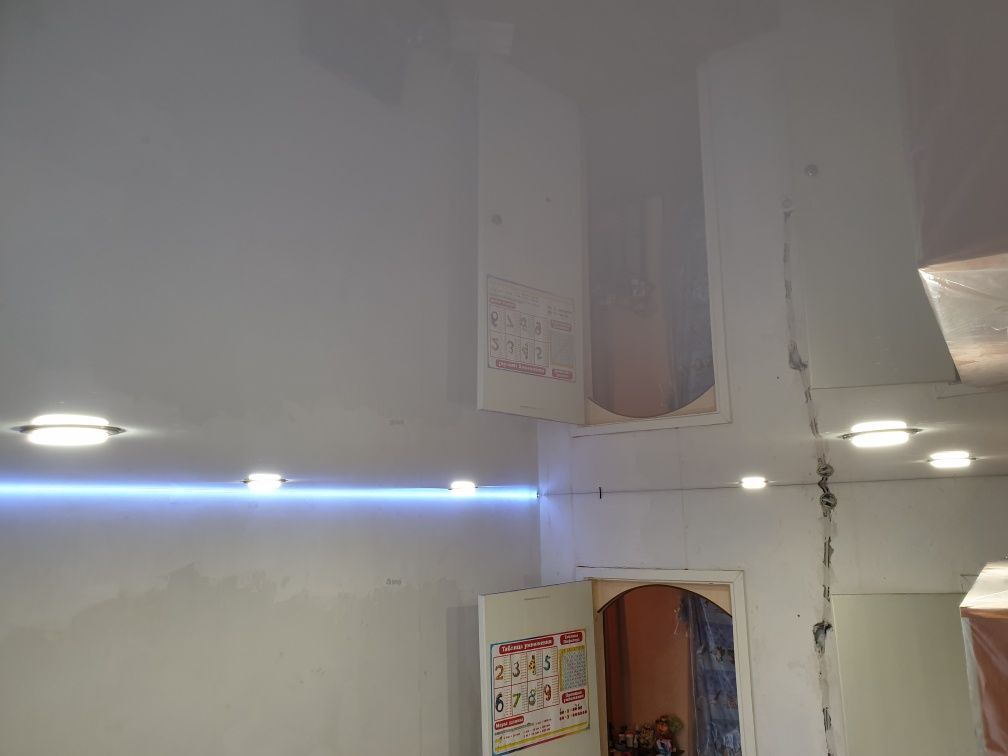 Натяжные потолки 1400 за кдварат