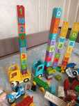 Конструктор Lego Лего  буквы цифры и разные детали.