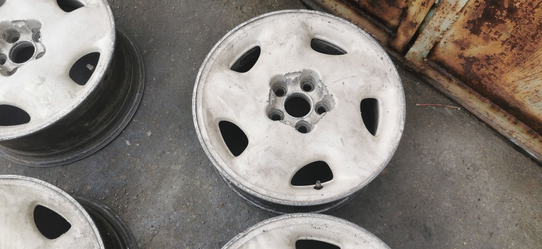 Диски R15 5x100 toyota