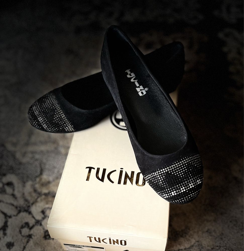 Женские балетки-туфли замшевые Tucino