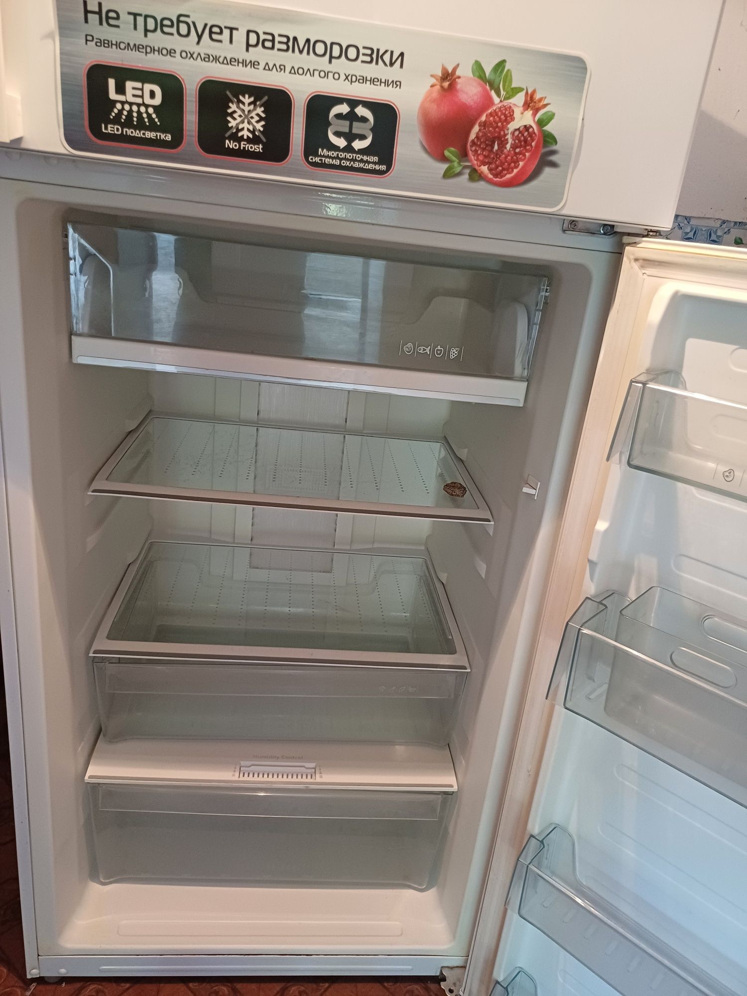 Холодильник Midea AD-585FWE
