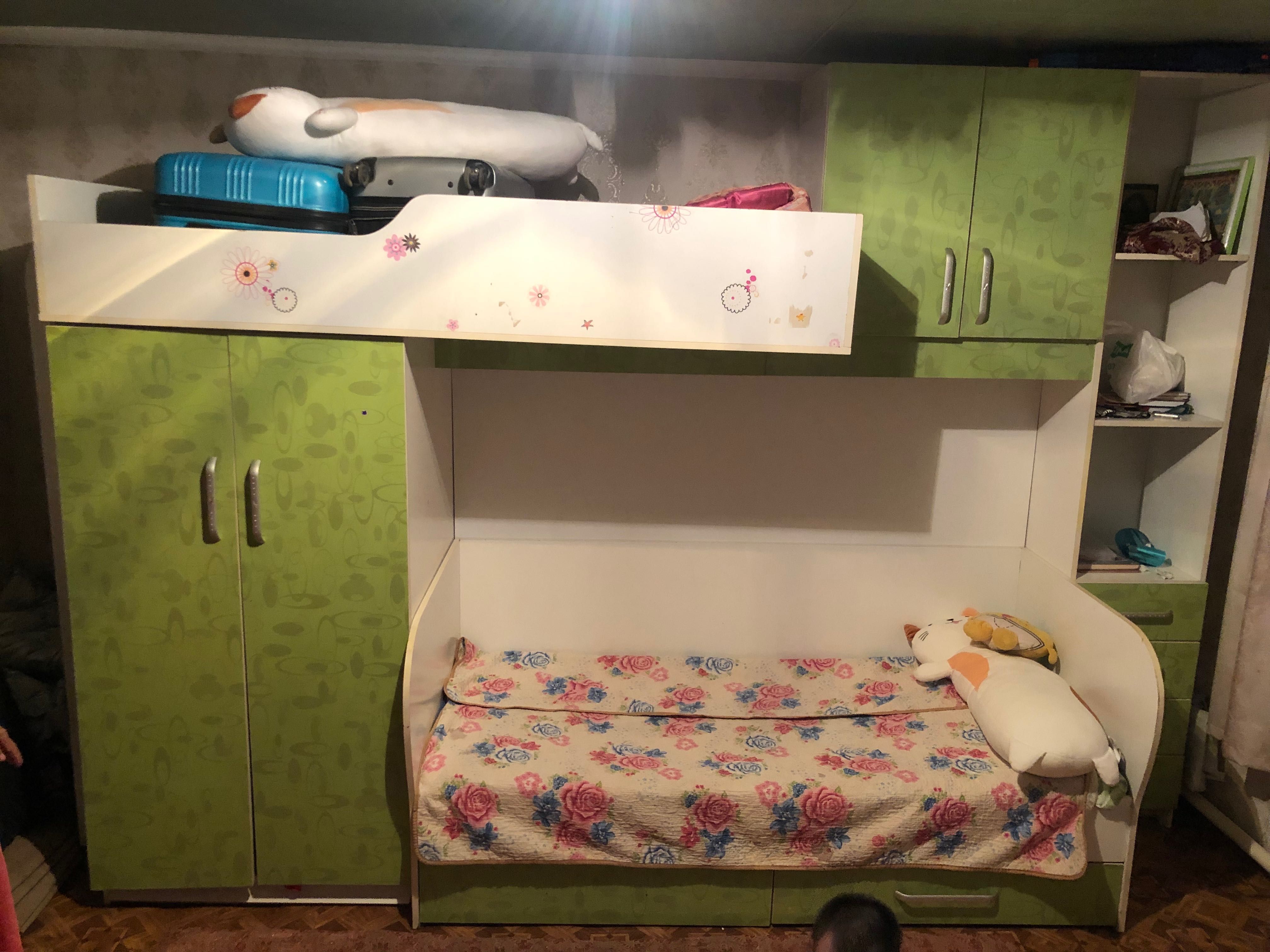Срочно продаётся детский гарнитур
