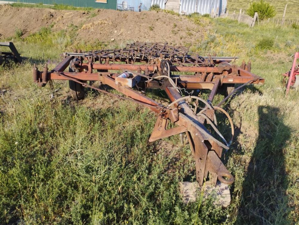 Трактор,культиватор плуг сеялка