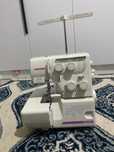 Оберлок JANOME 8002