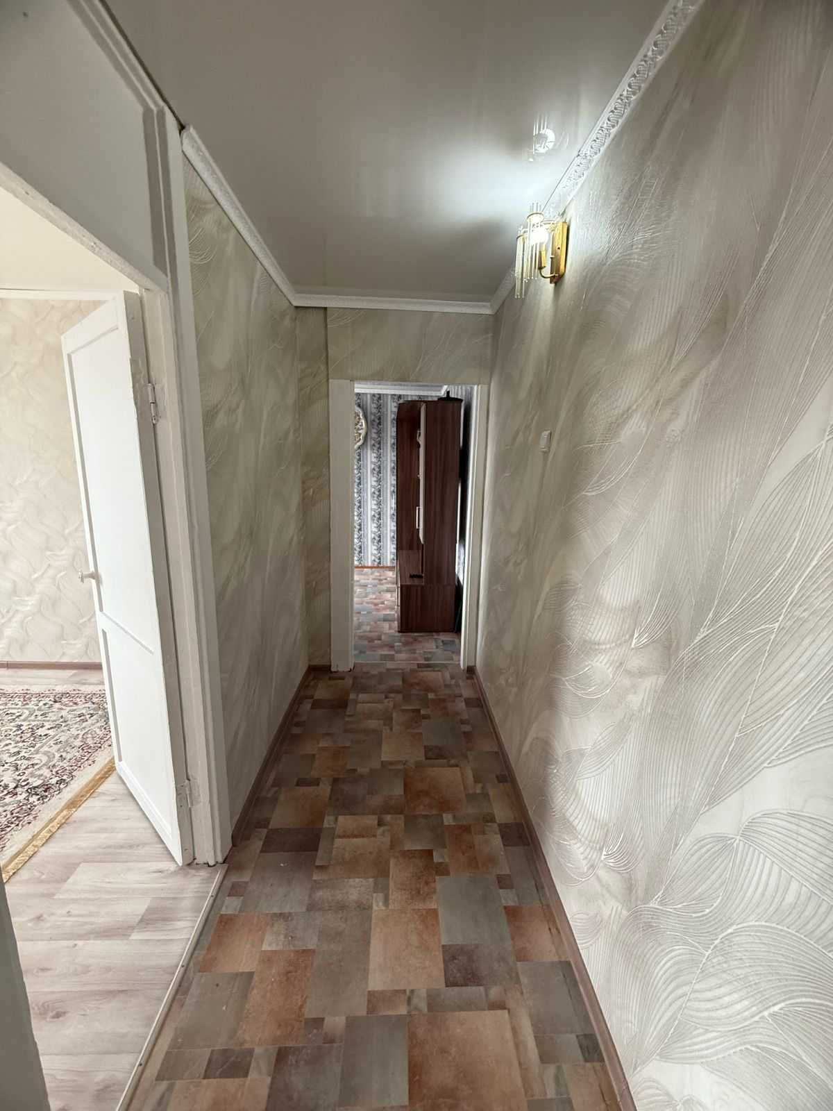 Продаю 2 комнатную квартиру район Уюта