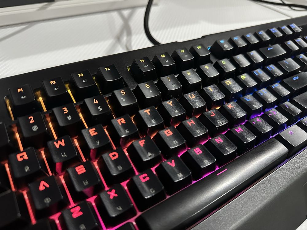 Клавиатура Razer BlackWidow Chroma V2 (Green switch)