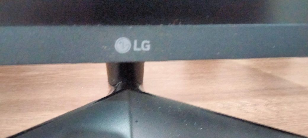 Монитор LG для настольного ПК