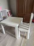 Продам детский стол и стул Ikea